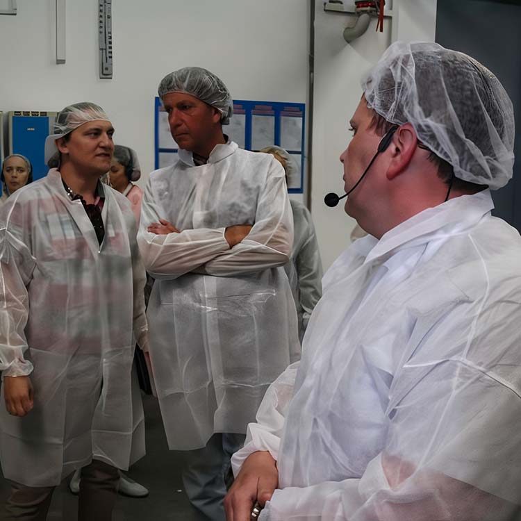Відвідування заводу випадку